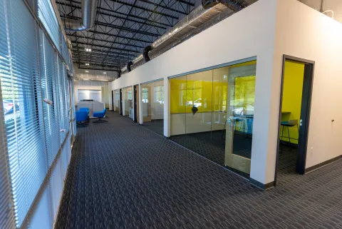 Qb1 Qb2 Quantico Interior entrance (2)