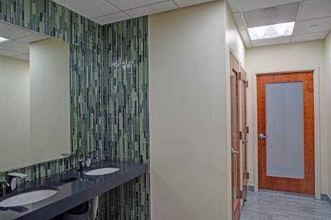 SA1B Merritt Companies Baltimore Office-Restroom (1)