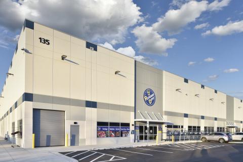 Restaurant Depot Exterior