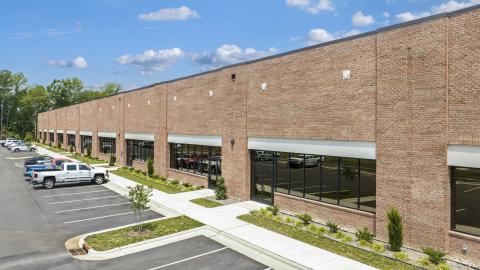 mw Merritt Midway Business Park exterior (22)