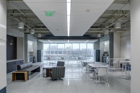 225 Schilling Circle, Suite 300 Breakroom