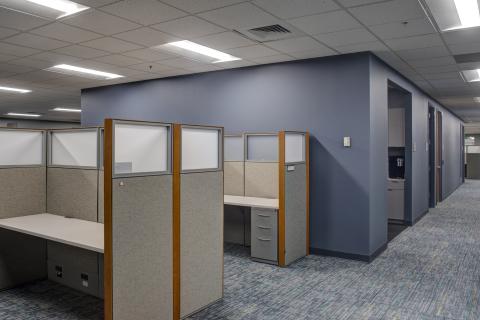 TD4 Suite 555 Office 