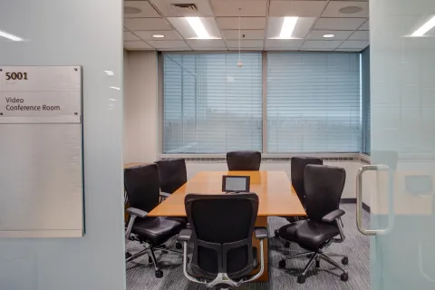 TD4 Suite 555 Office - Conference Room