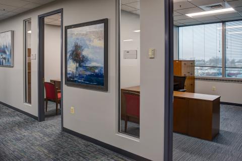 TD4 Suite 555 Office 