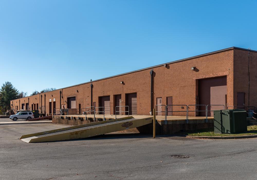 7483 Candlewood rear loading docks photo
