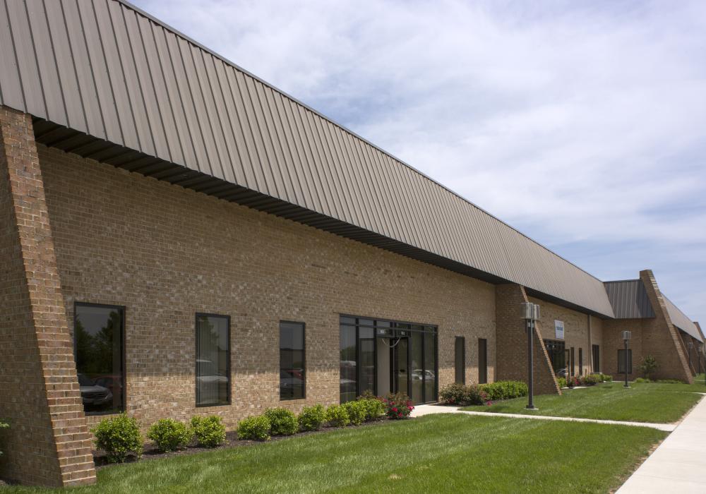 EL1 Eldersburg Business Center Exterior