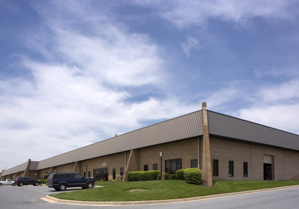 EL1 Eldersburg Business Center Exterior