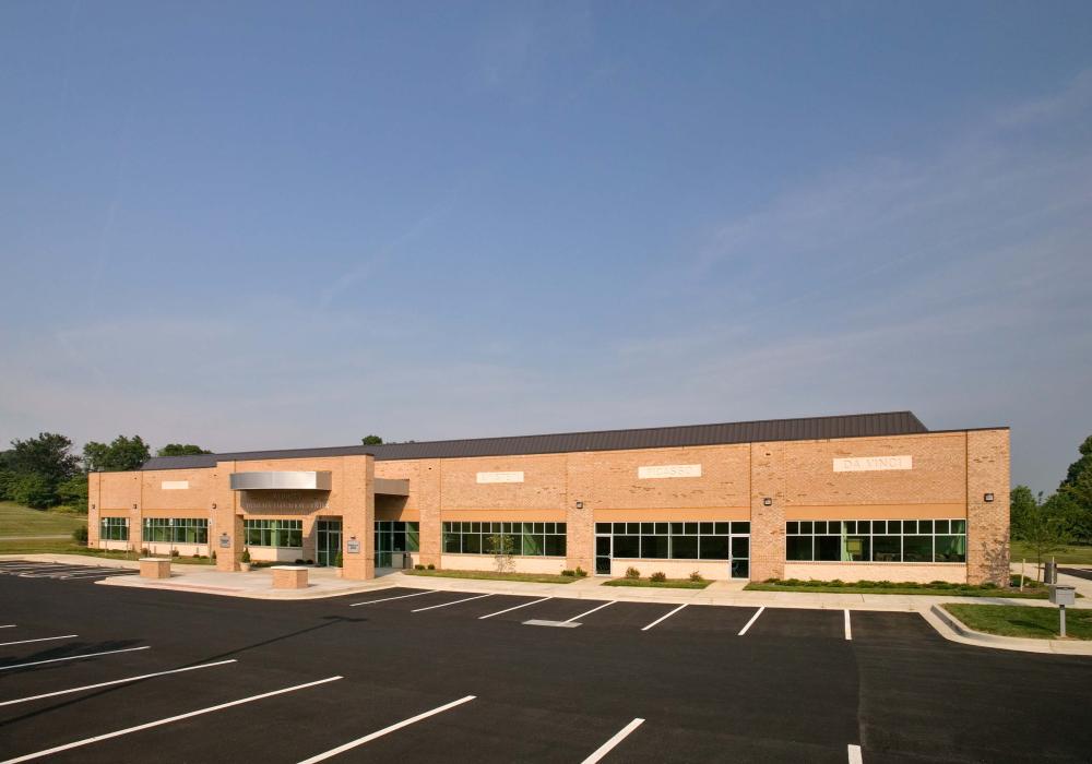 EL5 Friendship School Exterior