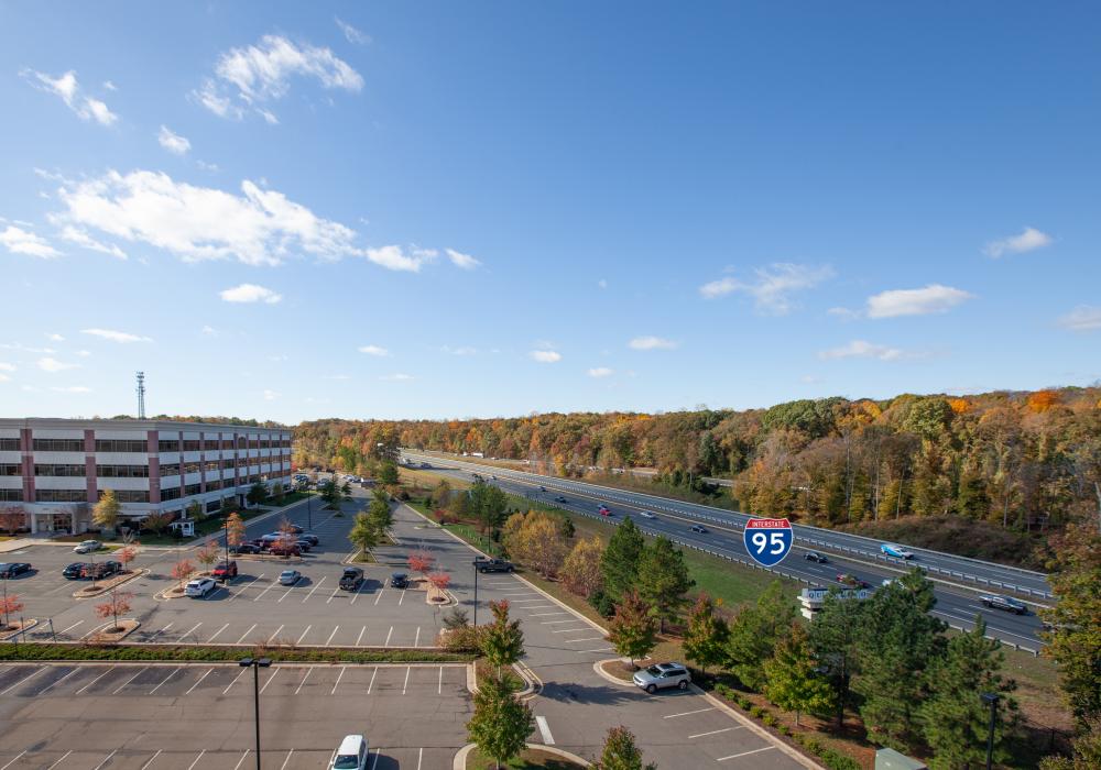 Close Proximity to I-95