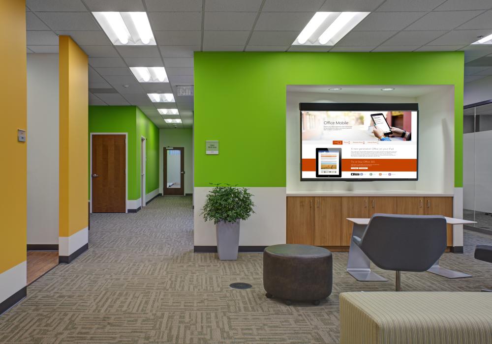 Suite lobby photo