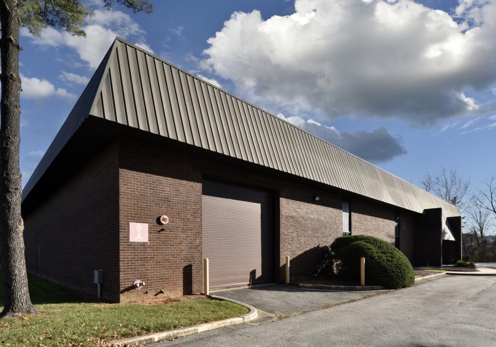 VA2 Hunt Valley Business Center 2 Exterior Front Dock Door