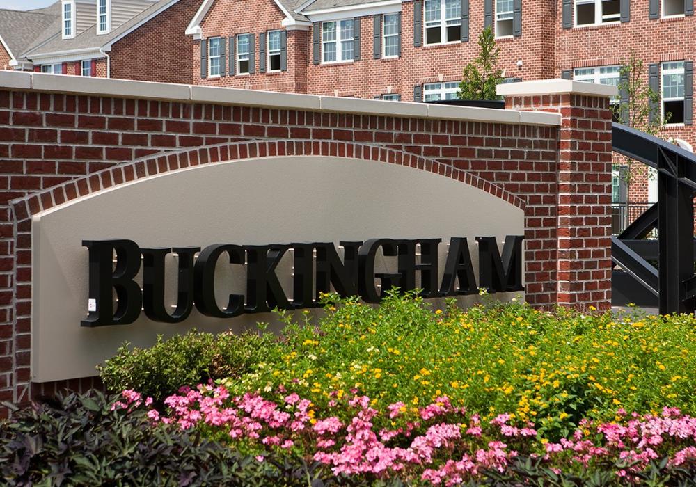 Buckingham 1 exterior