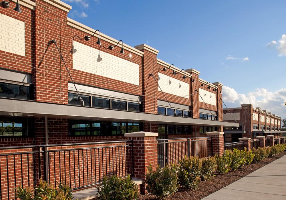 Buckingham 4 exterior