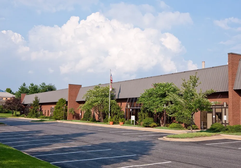 Energy Parkway 7600 exterior