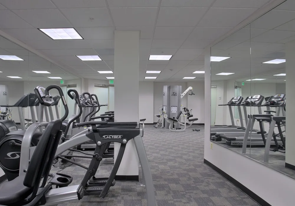 International Circle fitness center