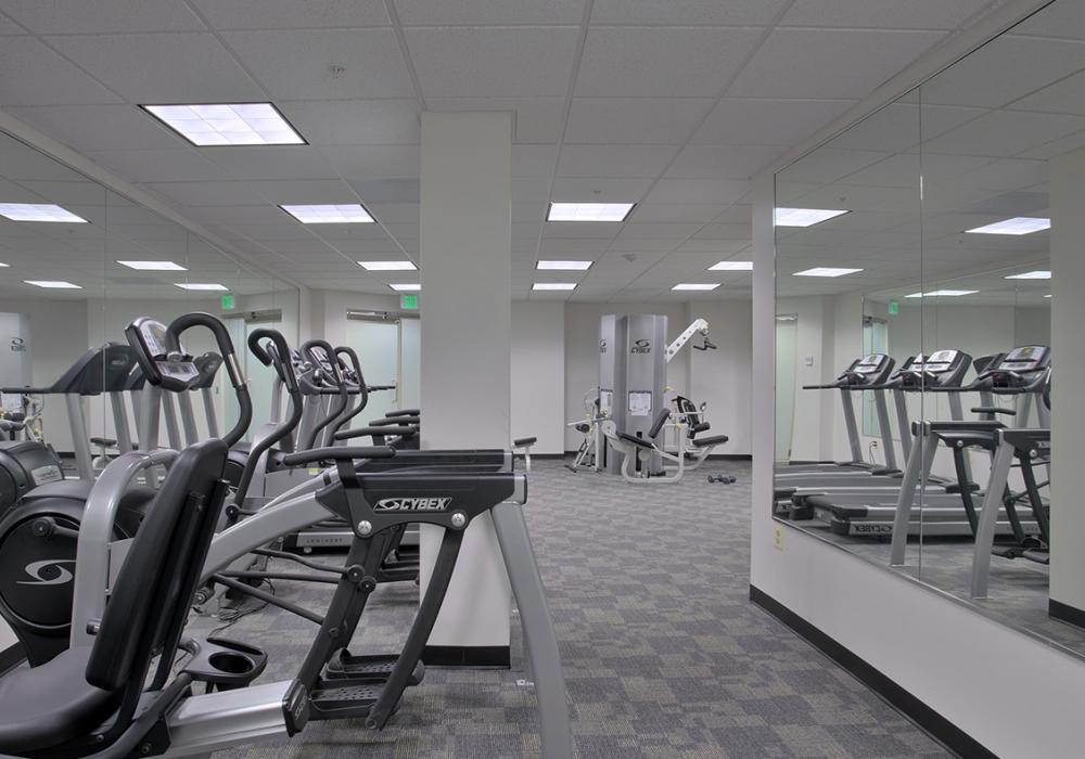 International Circle fitness center