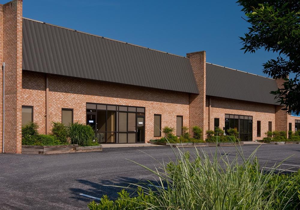 Kelso Business Center 6 Flex/Light Industrial Space for Lease in
