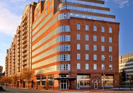 729 East Pratt exterior