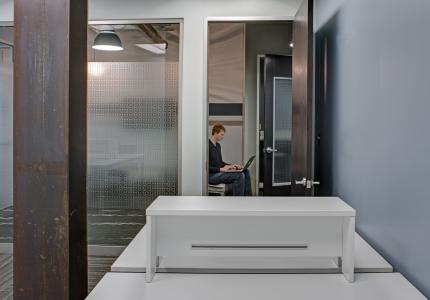 MCS UMBC CyberHive Interior (14)