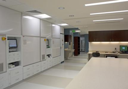 MCS GBMC Pharmacy Interior (25)