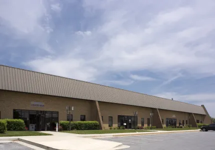 EL1 Eldersburg Business Center Exterior (12)