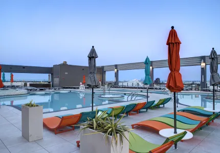 Merritt Clubs Canton