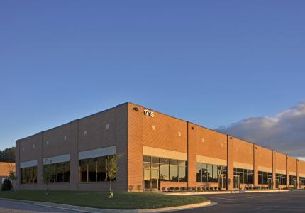 EC6 Beltway Business Park Exterior (2)