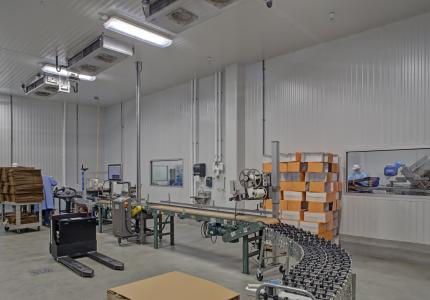 EC5 Saval Foods Interior (1)