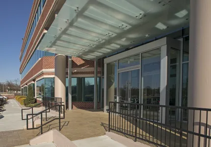 MCS Ora Glen Dr Exterior (9)