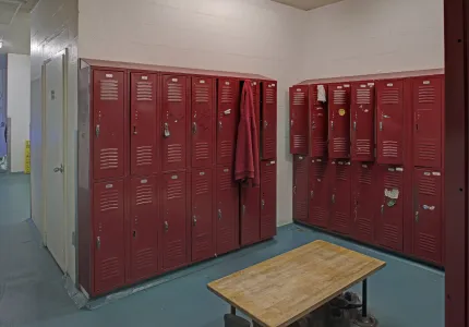 058E Beltway Business Community Interior Lockers (27)