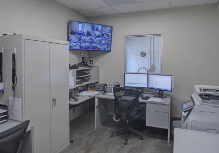 EC5 Saval Foods Interior-Office (16)