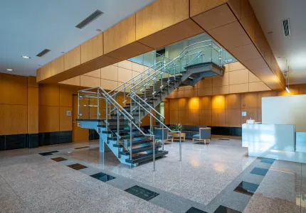 LS8 Loudoun Tech Center - 46000 Center Oak Plaza Lobby (5)