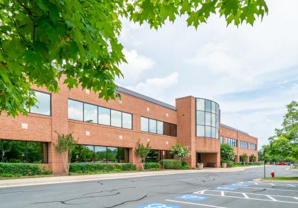 LS8 Loudoun Tech Center - 46000 Center Oak Plaza Exterior (2)
