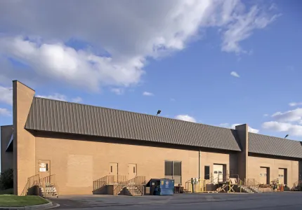 BBC Beltway Business Community - 058C 3701 Commerce Drive-12