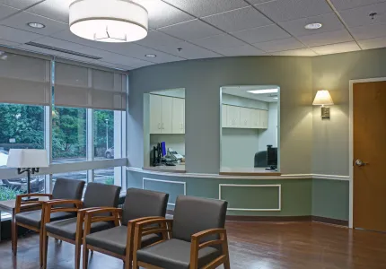 MCS GBMC Center for Neurology Interior (1)