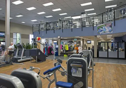 025 Merritt Clubs Interior (3)