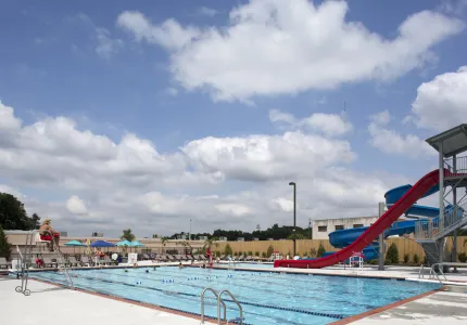 025 Merritt Clubs Outdoor Pool (9)