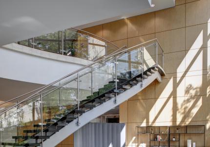 BH5 Columbia Corporate Park Interior Lobby 27