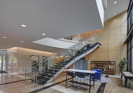 BH5 Columbia Corporate Park Interior Lobby 30