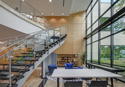 BH5 Columbia Corporate Park Interior Lobby 31