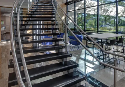 BH5 Columbia Corporate Park 8890 McGraw Road Interior Lobby 44