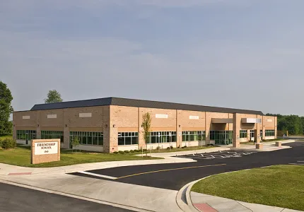 EL5 Friendship School Exterior (3)