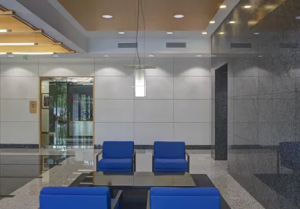 HF4 6031 University Boulevard Lobby Renovation