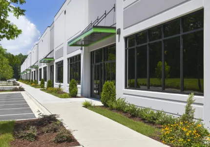 IB Merritt TW Crossing Exterior (11)