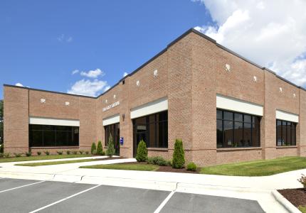 IB Merritt TW Crossing Exterior (13)