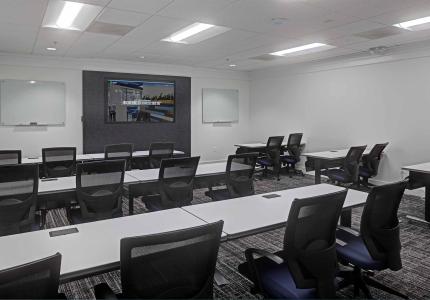 LW1 Lyndwood Executive Center Interior Shared Conference Room (5)
