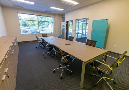 Qb1 Qb2  Merritt Business Park at Quantico Corporate Center Interior conference room (2)