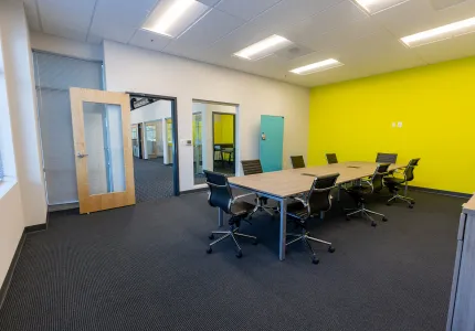 Qb1 Qb2 Quantico Interior conference room (4)