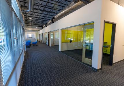 Qb1 Qb2 Quantico Interior entrance (2)