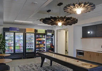 Rp1 Bwtech@UMBC Research & Technology Park Core Lounge Interior Micromarket (3)